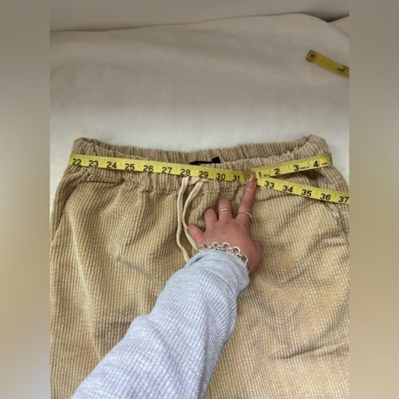 Womens brand new Forever 21 high waisted corduroy khakis pants - Picture 13 of 13